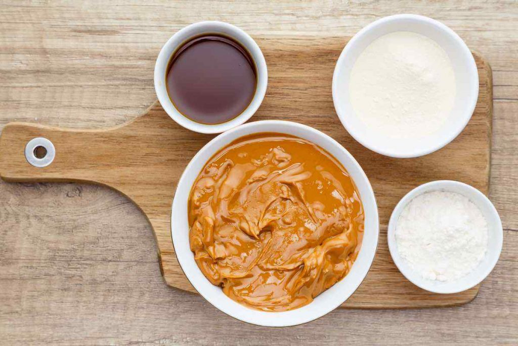 4-Ingredient Low Carb Peanut Butter Protein Bars (Low Sugar) - Healthy ...