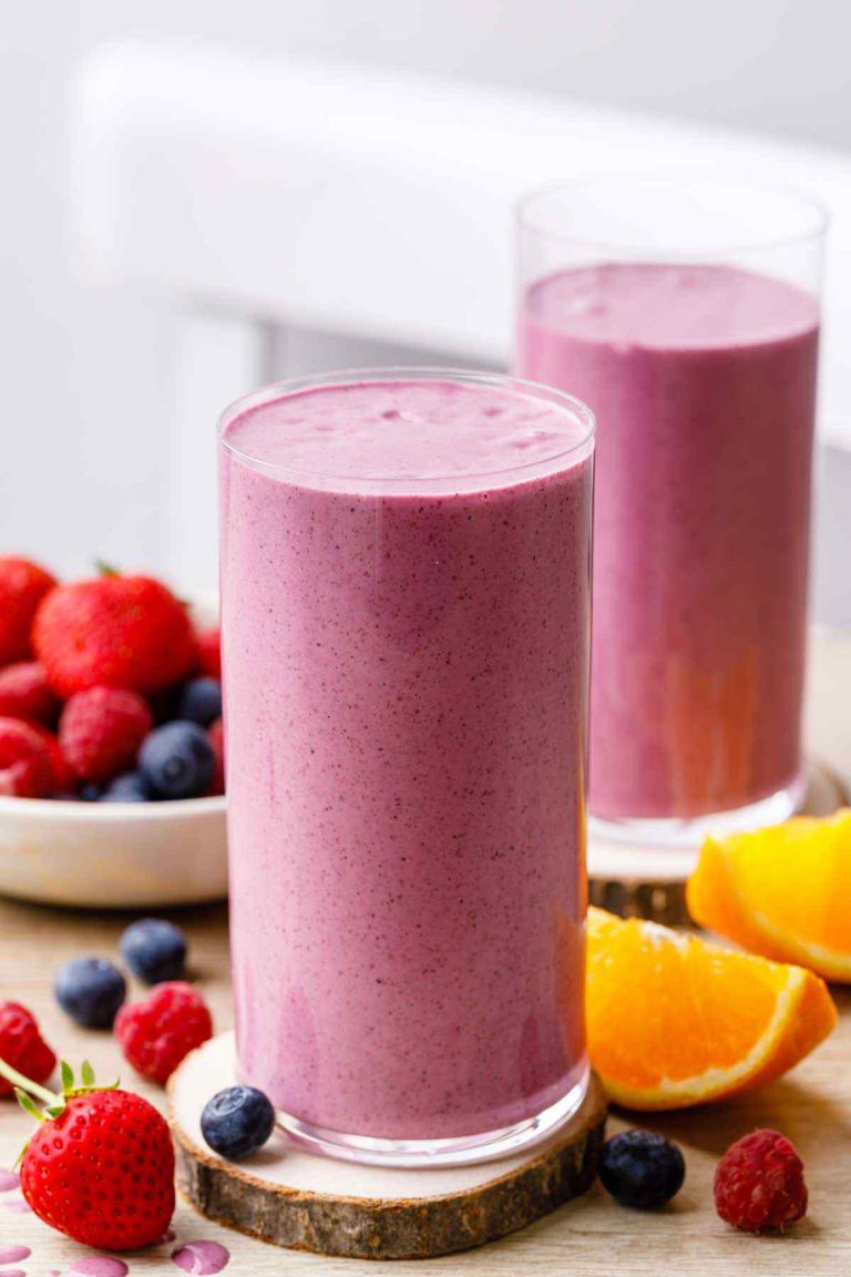 Berry PreWorkout Protein Shake (VitaminRich Recipe) Healthy Substitute