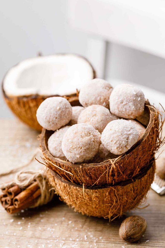 Coconut Oil Fat Bombs (ProteinRich and Detoxifying) Healthy Substitute