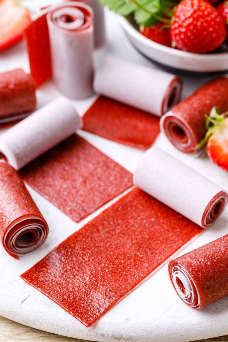 MindBlowing Homemade Strawberry Fruit Leather (Easy Recipe) Healthy