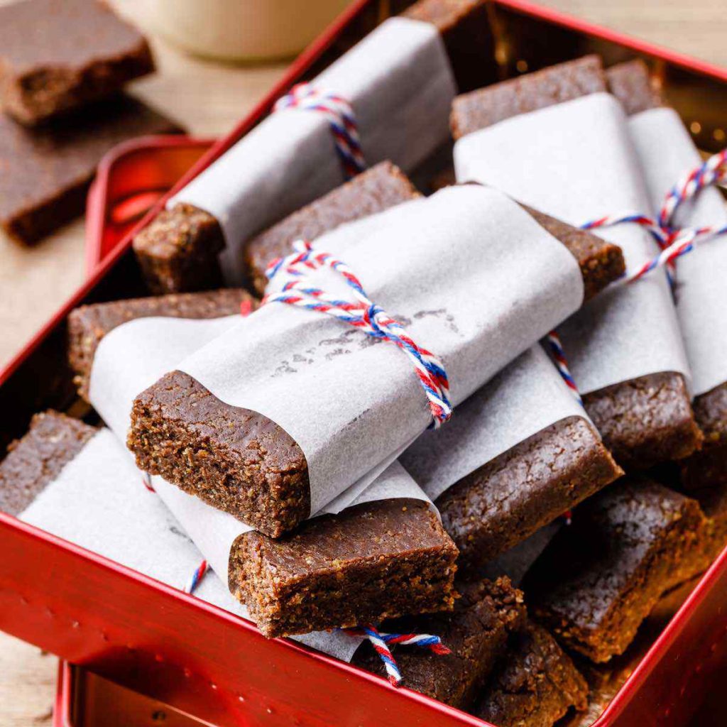 The Best Low Carb Protein Bars Ever - Packed with Superfoods - Healthy