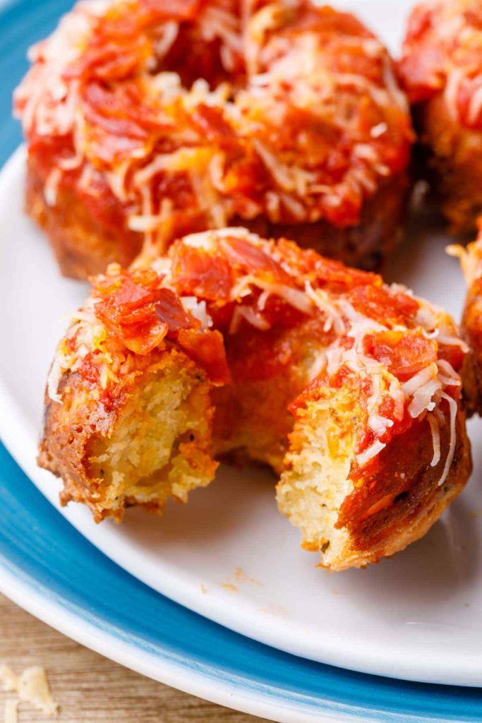 Homemade Low Carb Pizza Bagel Bites (Yum!) Healthy Substitute