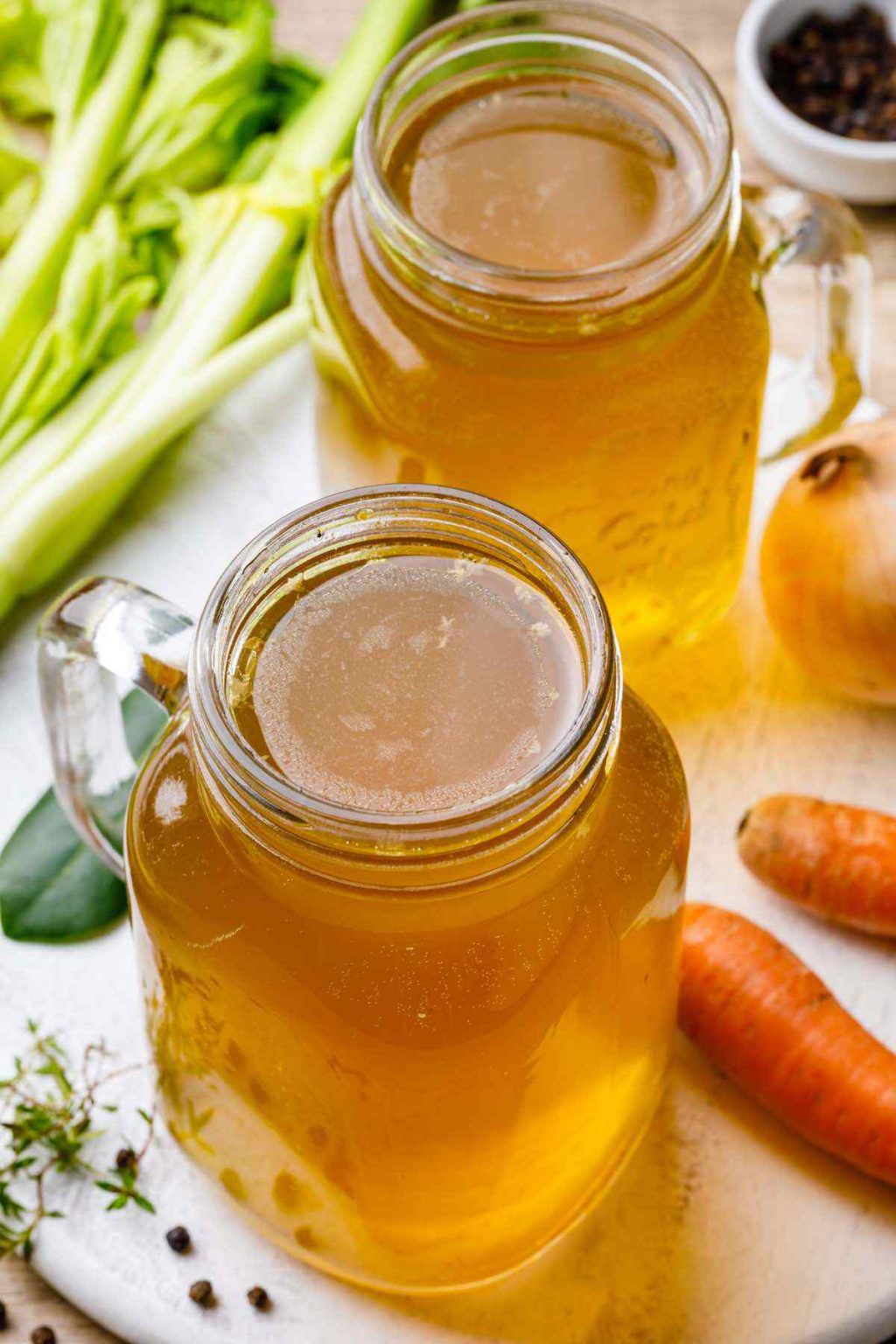 ProteinPacked Chicken Bone Broth Recipe (KetoApproved) Healthy