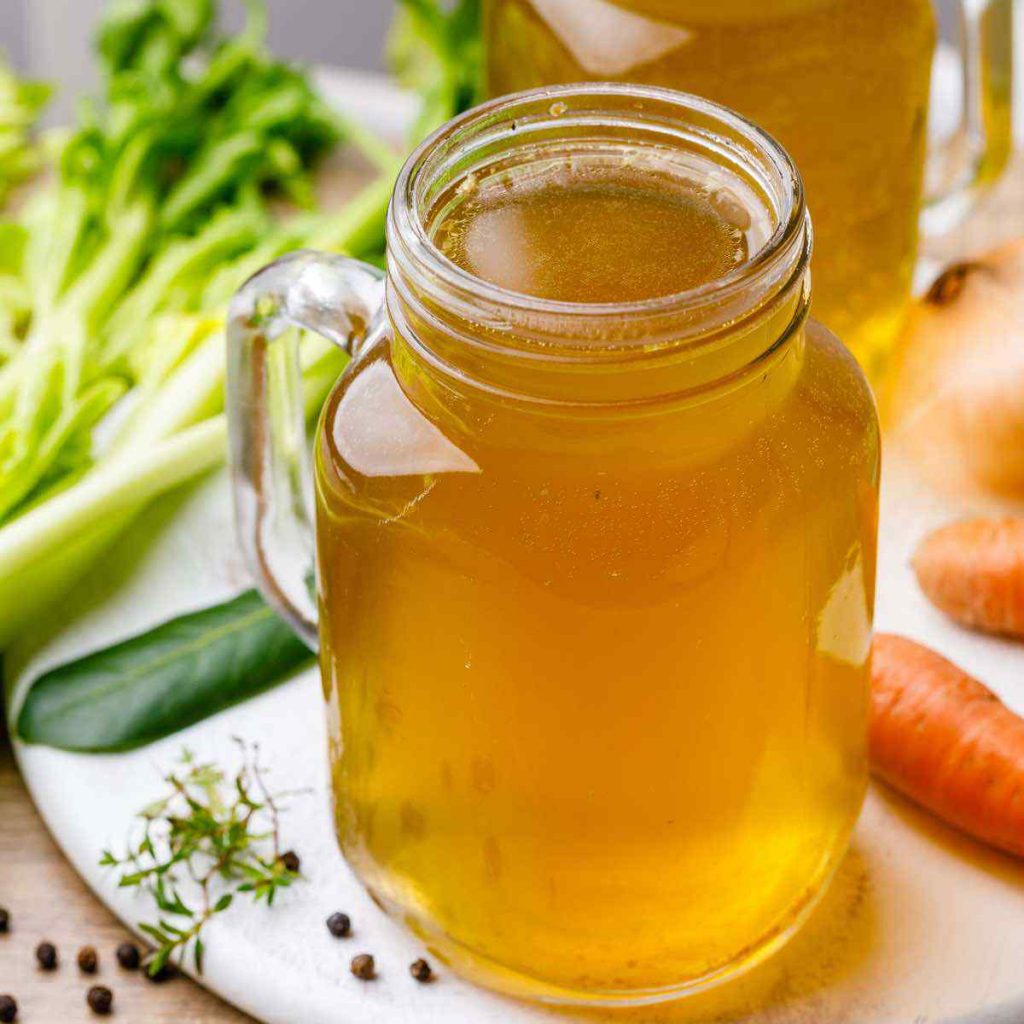 ProteinPacked Chicken Bone Broth Recipe (KetoApproved) Healthy