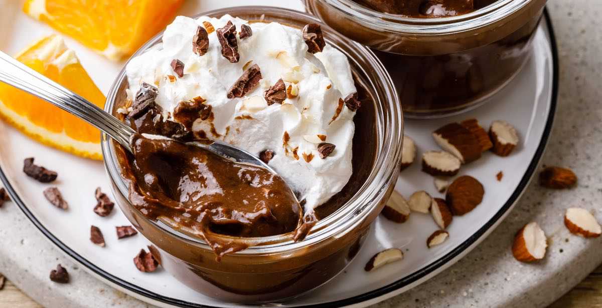 Rich and Decadent 5-Ingredient Avocado Chocolate Pudding - Healthy ...