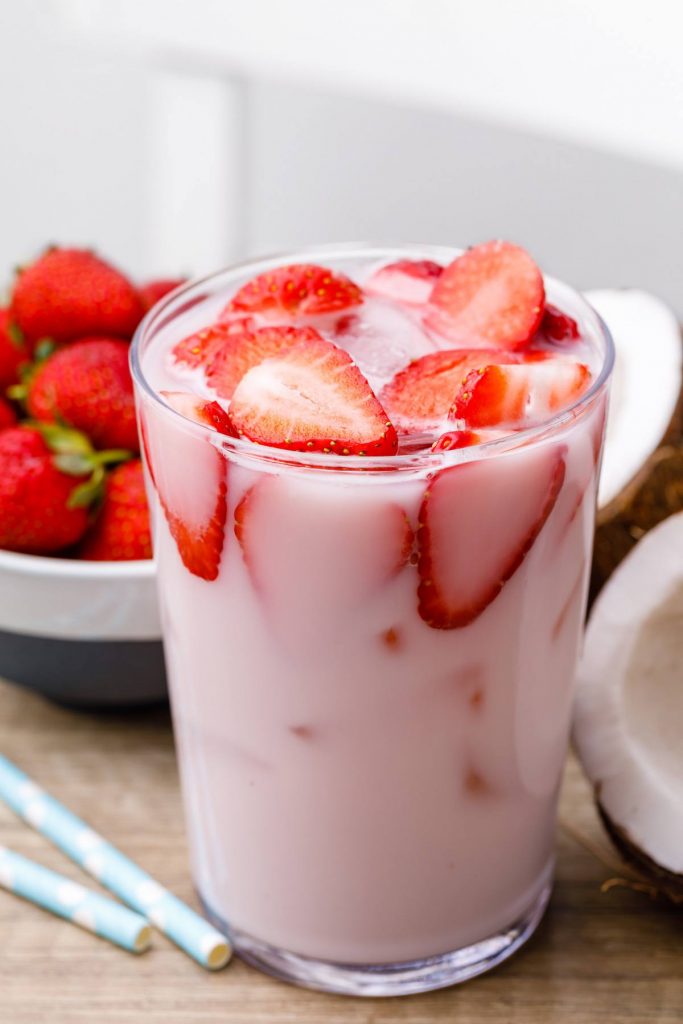 Refreshing (And Healthy) Strawberry Pink Drink Healthy Substitute